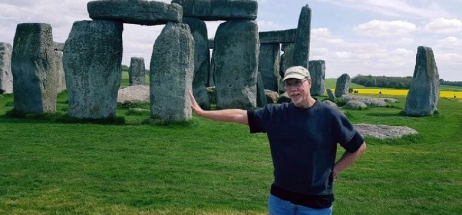 Salisbury Stonehenge and Cathedral Day Tour-3