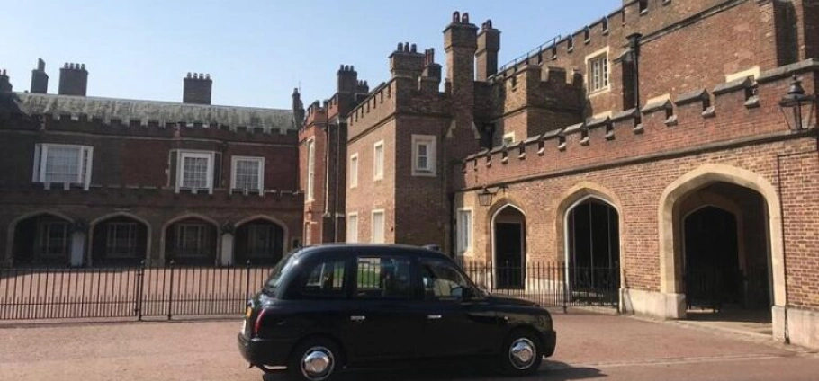 London Canadian Heritage Private Cab Tour-8
