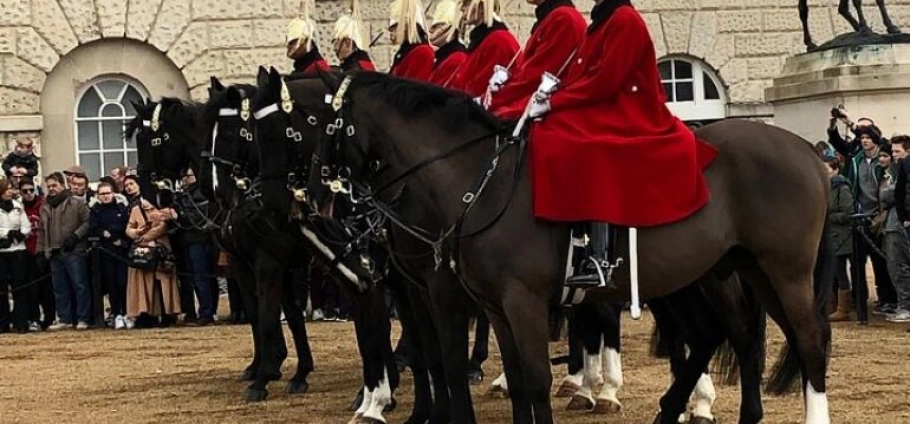 London Grand Tour with Private Chauffeur-12