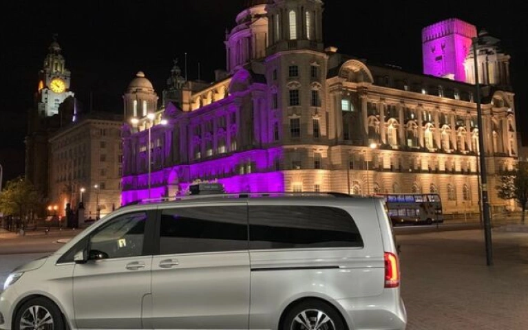 Liverpool Private City Tour Experience