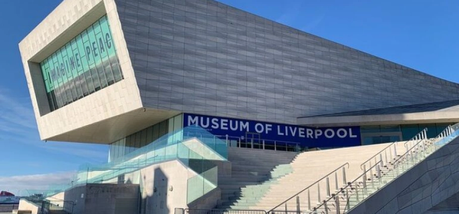 Liverpool Beatles Walking Tour Experience-4