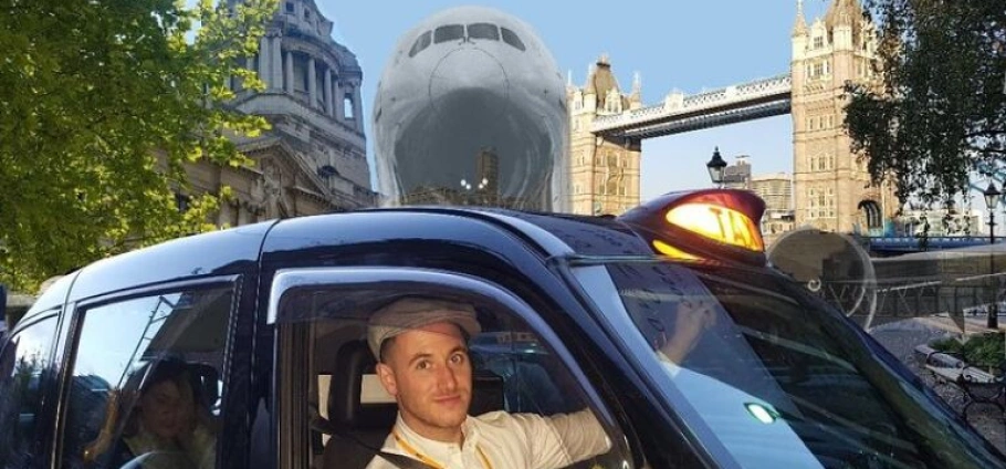 London Black Cab Sightseeing Experience-1