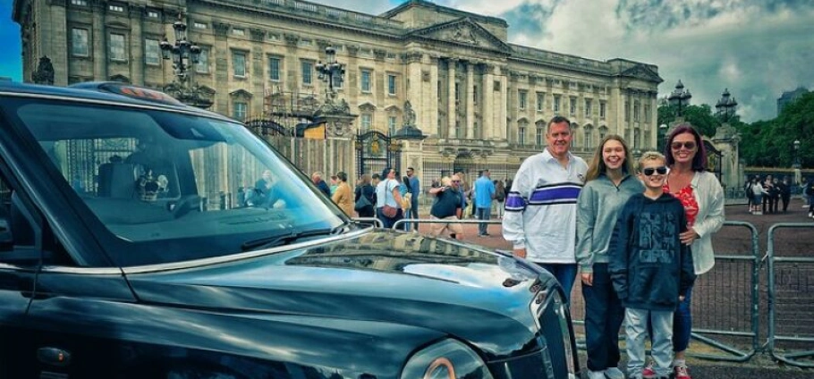 London Black Cab Sightseeing Experience-9