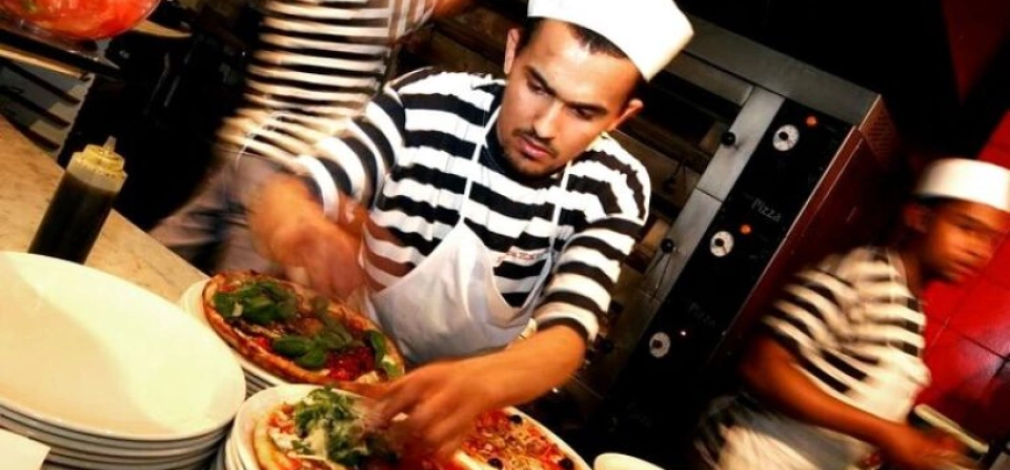 London Comedy Carnival and Pizza Experience-3