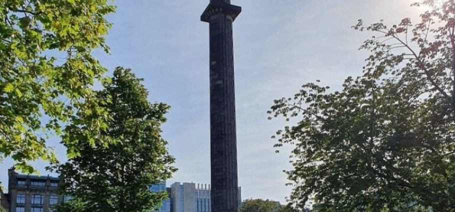 Edinburgh Exclusive Luxury Vehicle Tours-4