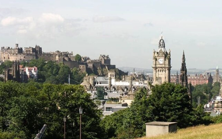 Edinburgh Outlander History and Filming Tour