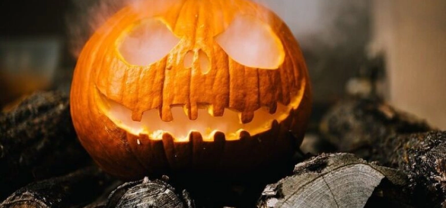 Edinburgh Halloween History and Mystery Tour-1
