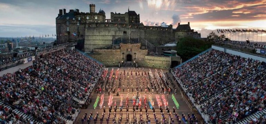 Edinburgh Castle and Royal Military Tattoo-1
