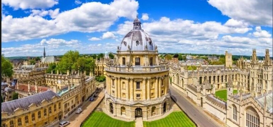 Oxford Historical Walking Tour with John Clare-2