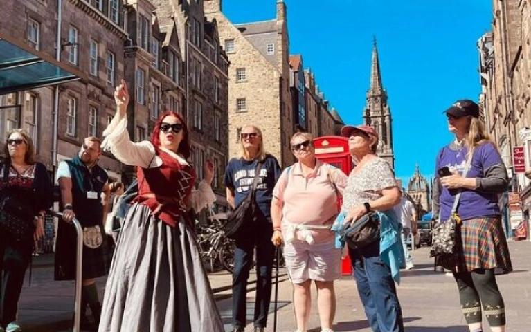 Edinburgh Witches and Gothic History Tour