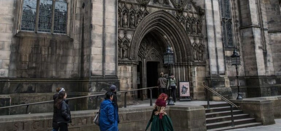 Edinburgh Witches and Gothic History Tour-3