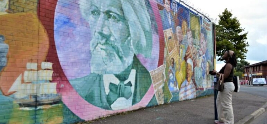 Belfast Guided City and Historical Tour-4