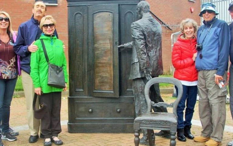 Belfast Culture and History Taxi Tour