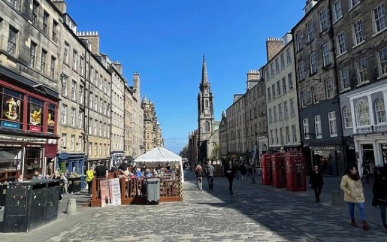 Edinburgh Private Cultural and Historical Tour