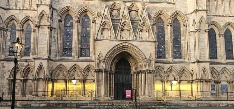 Manchester Luxury Day Trip to York-7