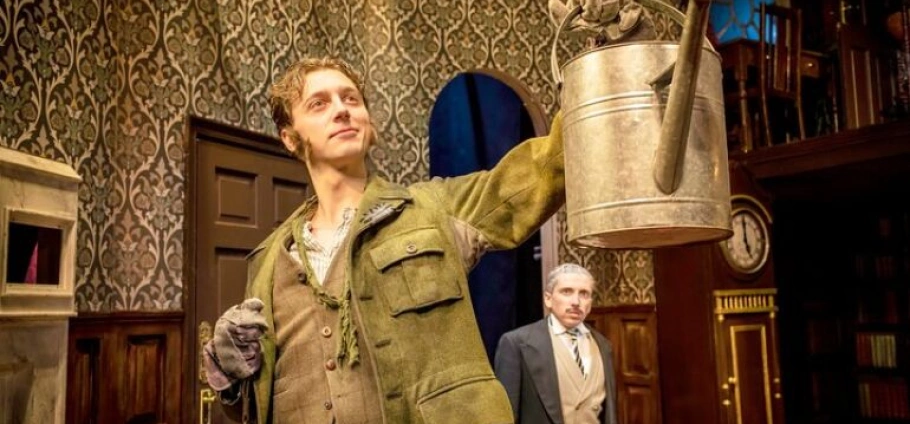 London Admission Ticket to The Play That Goes Wrong-10