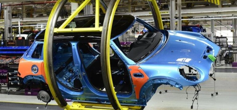 Oxford MINI Factory Exclusive Access Tour-3