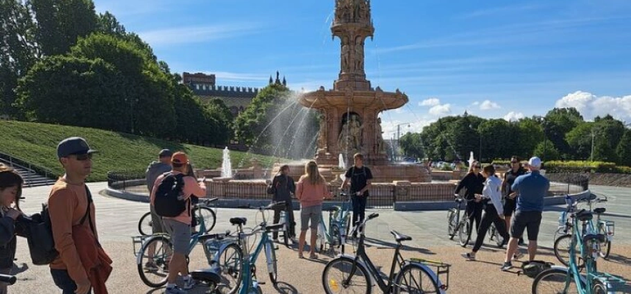 Glasgow Private Bike Tour and Landmarks-3