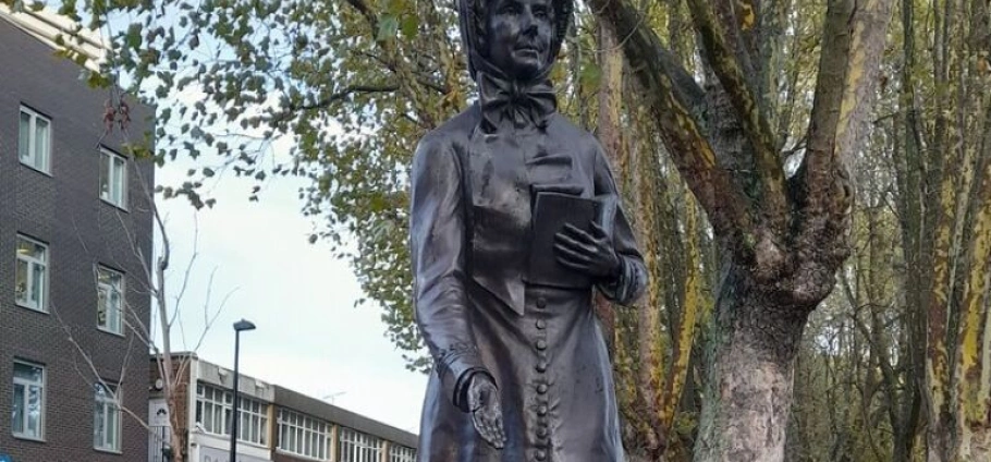 Whitechapel Women's History Guided Tour-5