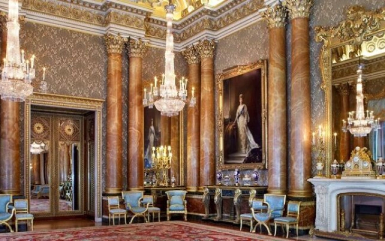 London Crown Jewels and River Cruise Tour