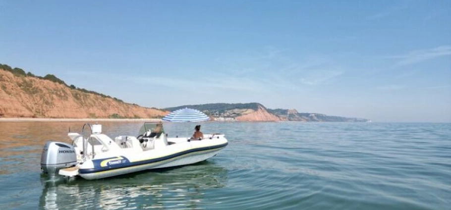 Exmouth Luxury Coastal Boat Tour Experience-1