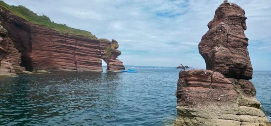 Exmouth Luxury Coastal Boat Tour Experience-33