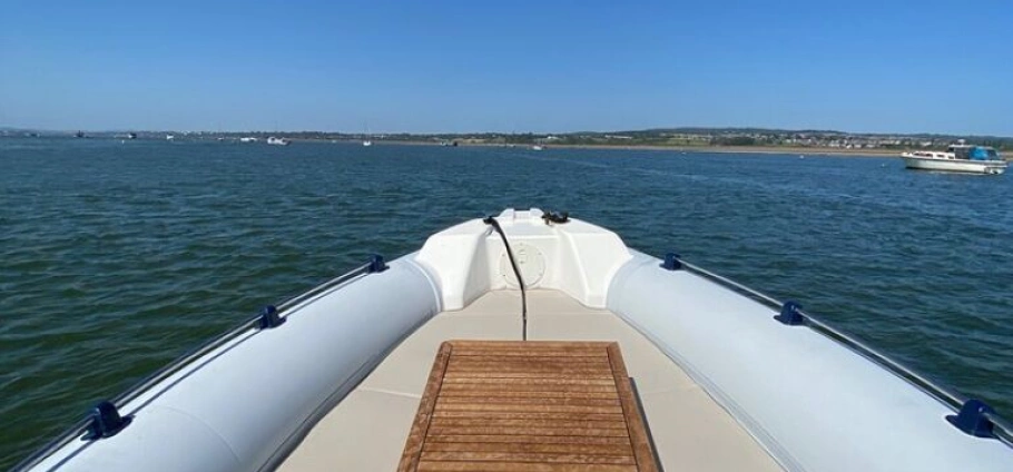 Exmouth Luxury RIB Cruise and Estuary Tour-5