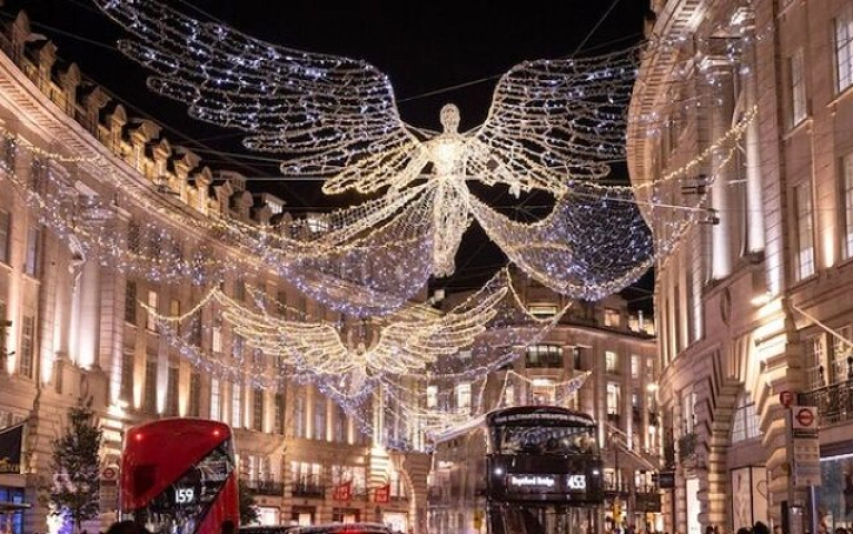 London Christmas Lights and Taxi Tour