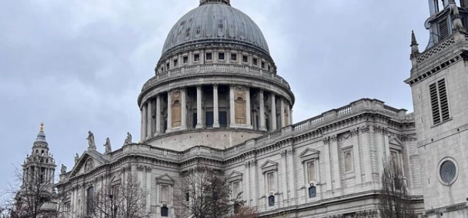 London Hidden Gems Walking Tour Experience-12