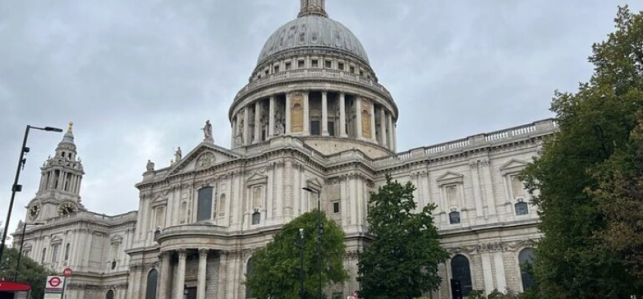 London Hidden Gems Walking Tour Experience-4
