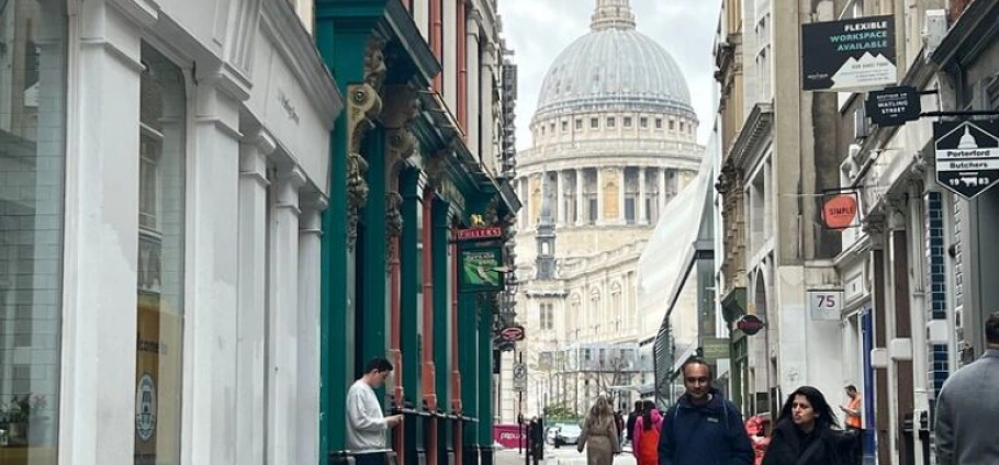 London Hidden Gems Walking Tour Experience-14