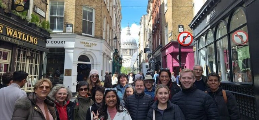 London Historic Landmarks Walking Tour-6