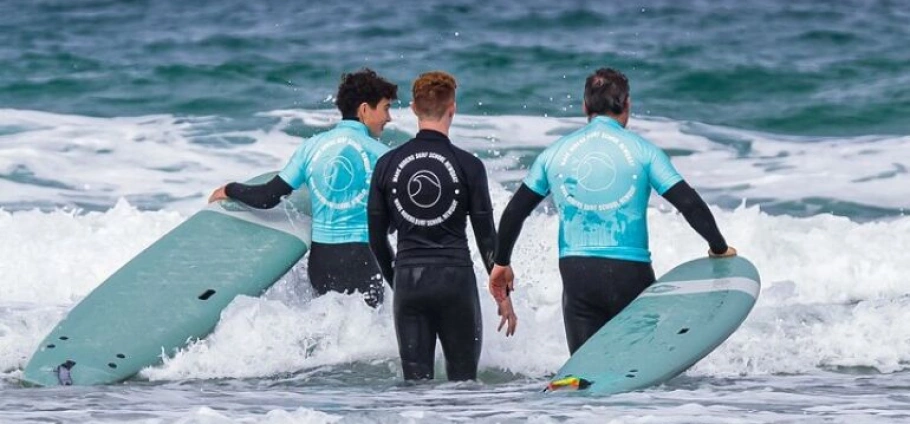 Newquay Surfing Lessons and Wave Riding-5