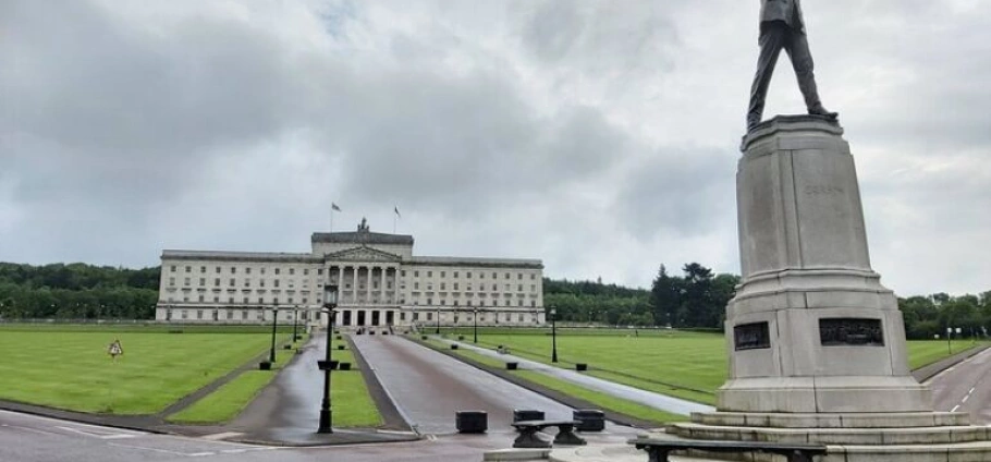 Belfast Historical and Political City Tour-4
