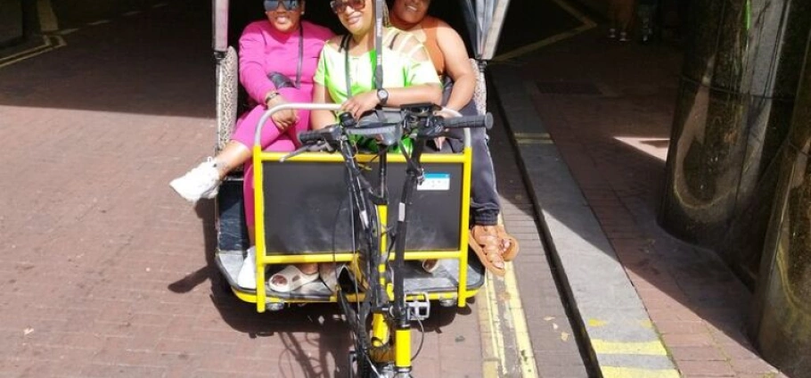 London Historical Rickshaw Tour Experience-12