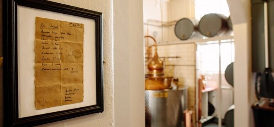 Edinburgh Gin Distillery Tour and Tasting-8