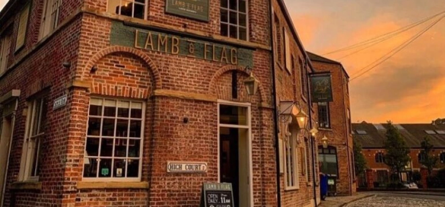 Leeds Ghost Tour with Lord Bartholomew-3