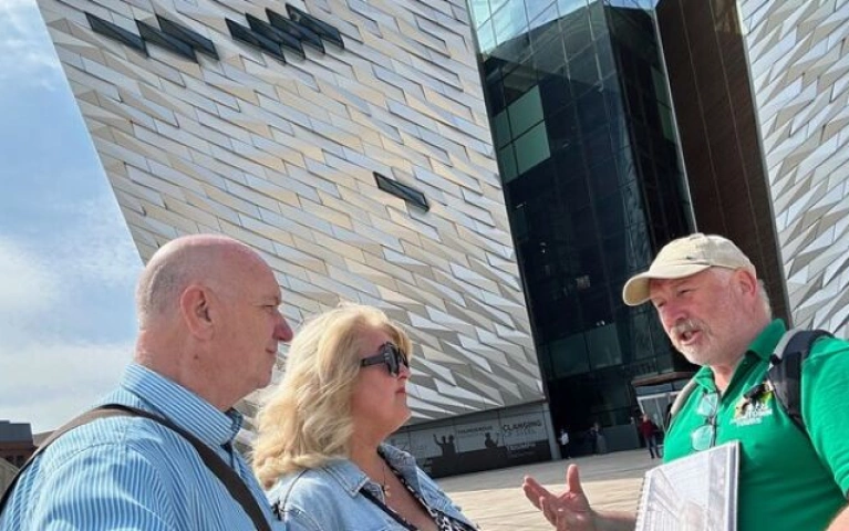 Belfast Guided Driving Tour of Sights