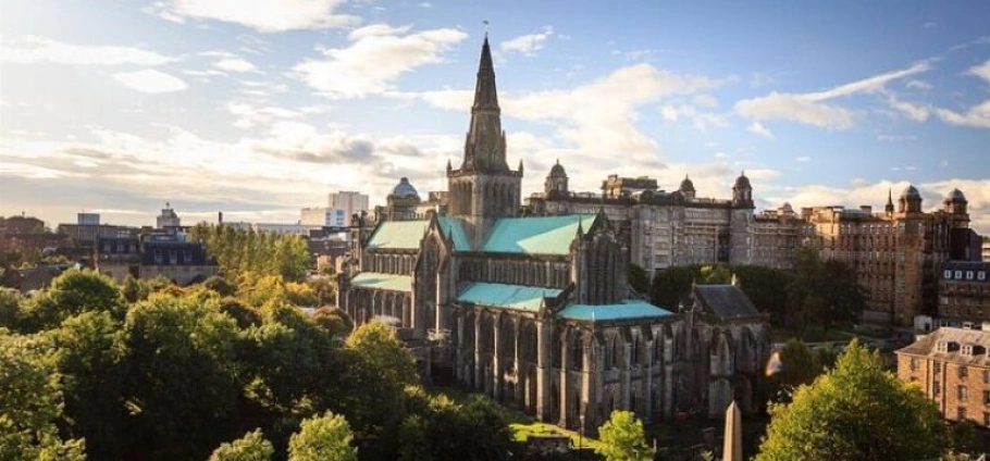 Glasgow Historic Walking Tour Experience-4