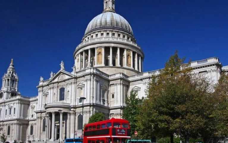London Gourmet Sightseeing Bus Experience