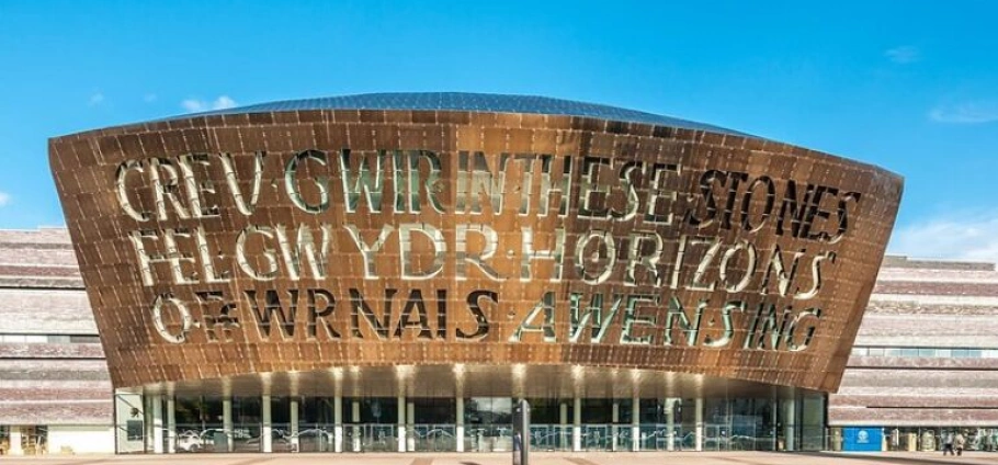 Cardiff City Sightseeing Open-Top Bus Tour-8