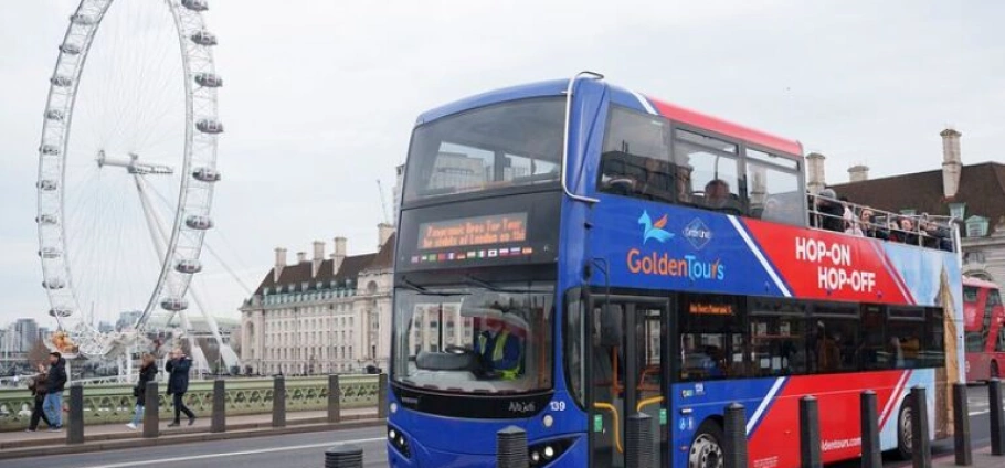 London Open-Top Bus and Buckingham Palace-6
