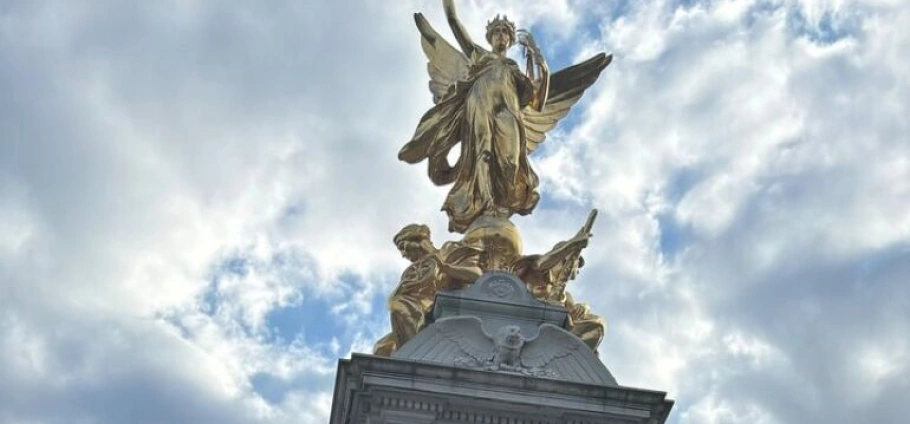 London Iconic Landmarks History Tour-8