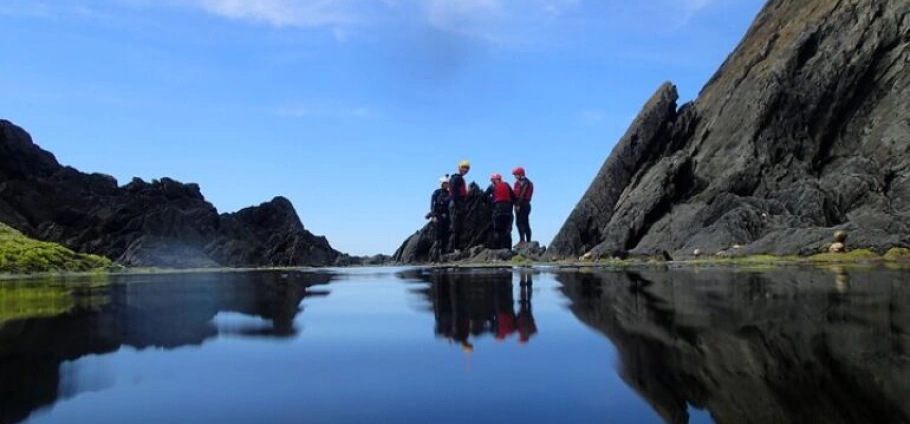 Baggy Point Coasteering Adventure Experience-2