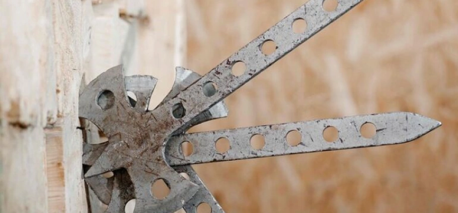 North Devon Axe Throwing Adventure Experience-3