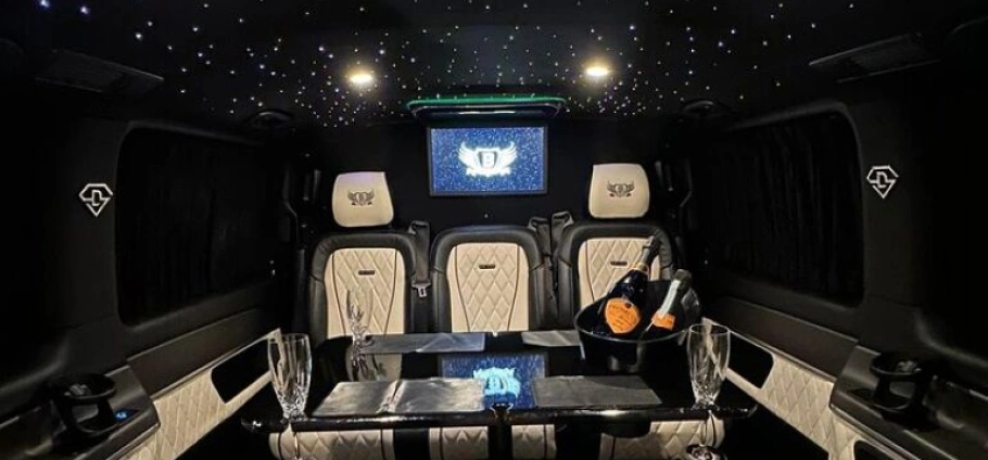 London VIP Limousine Historical Landmarks Tour-25