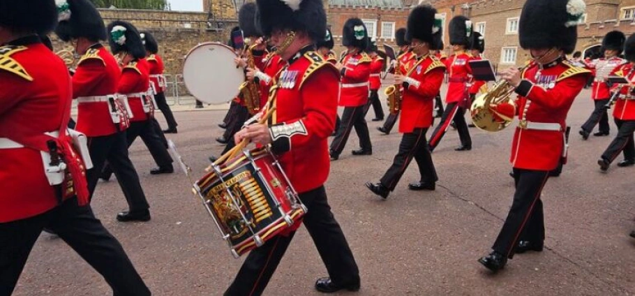 London Royal Tour and Changing of the Guard-1