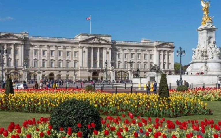 London Historic Highlights and Hidden Gems Tour
