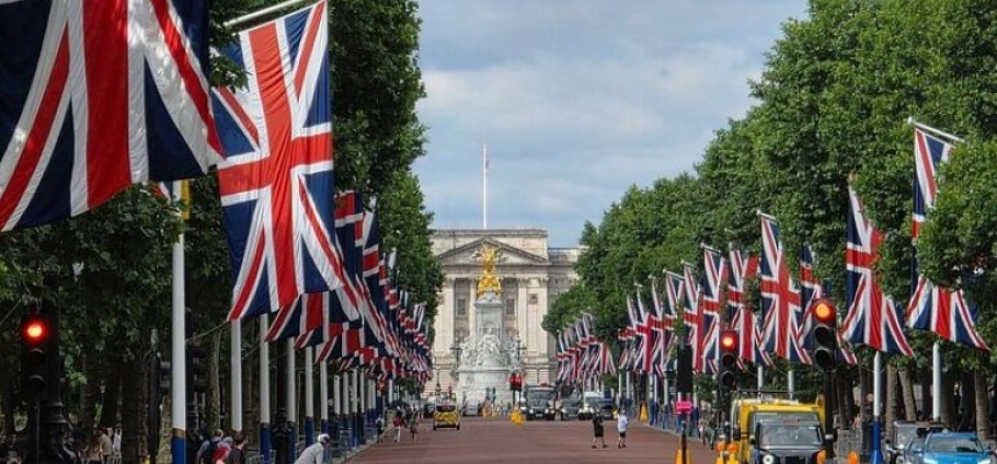 London Historic Highlights and Hidden Gems Tour-3
