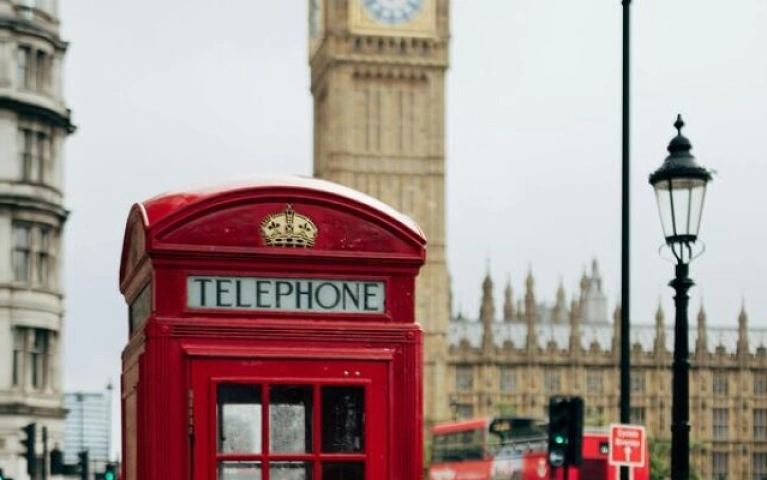 London Royalty Walking Tour and Abbey Visit